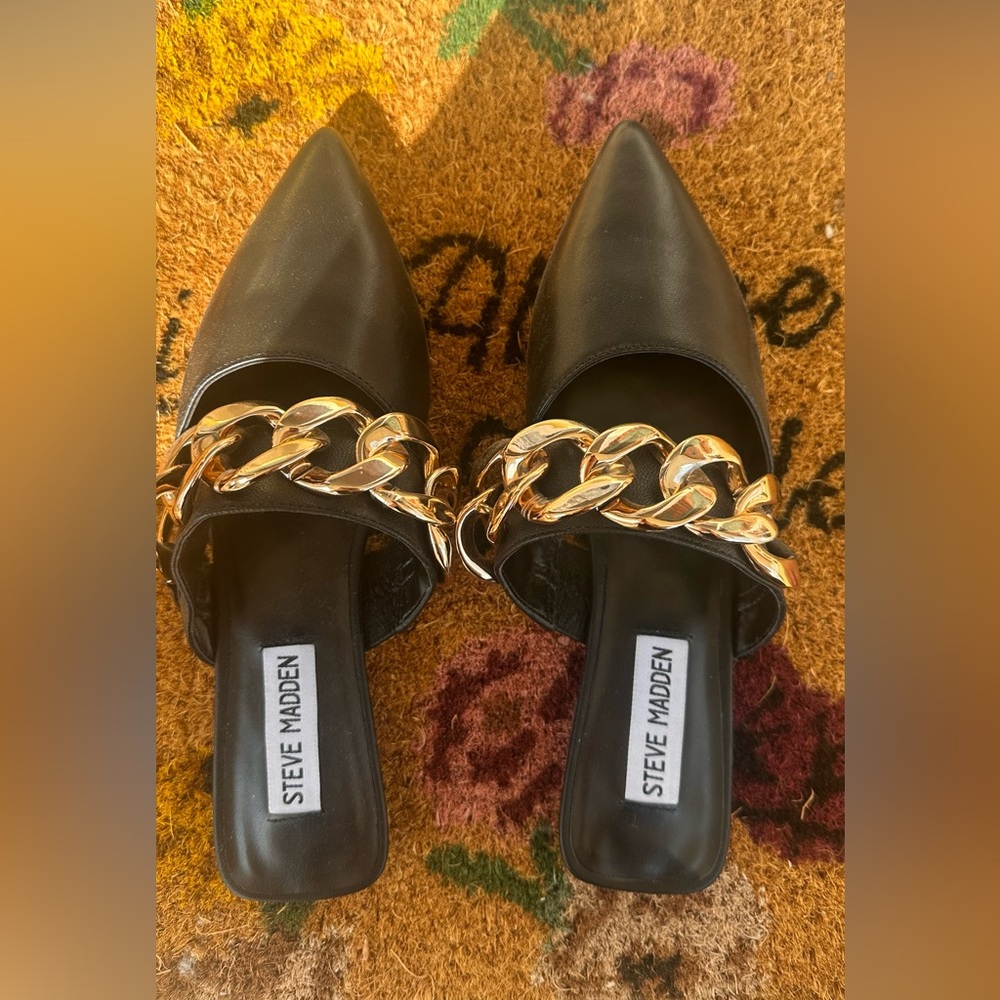 Steve Madden Black Heels with Gold Chain Accent